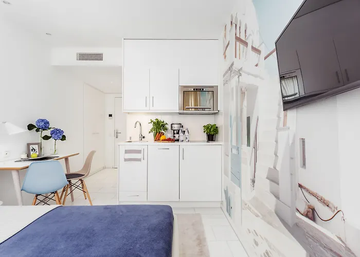 Skyreach Bizzstay - Wohnen Am Main Daire