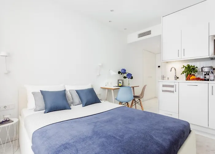 Skyreach Bizzstay - Wohnen Am Main Daire